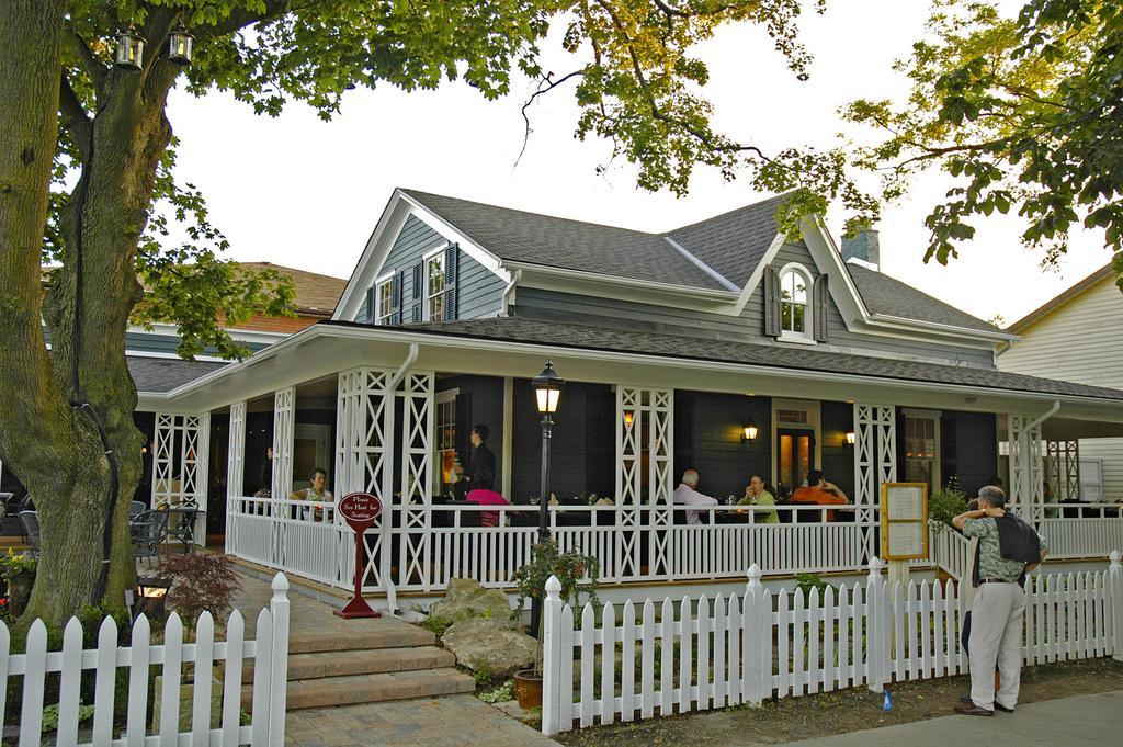 Shaw Club Hotel Niagara-on-the-Lake Dış mekan fotoğraf
